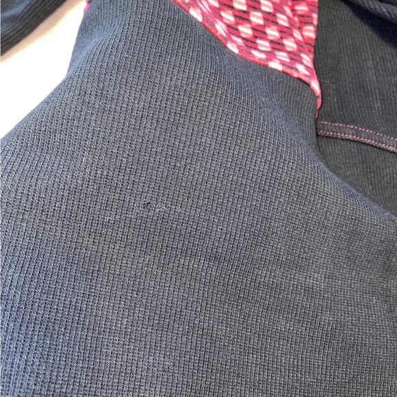 Lululemon jacket size 12 - Picture 11 of 11